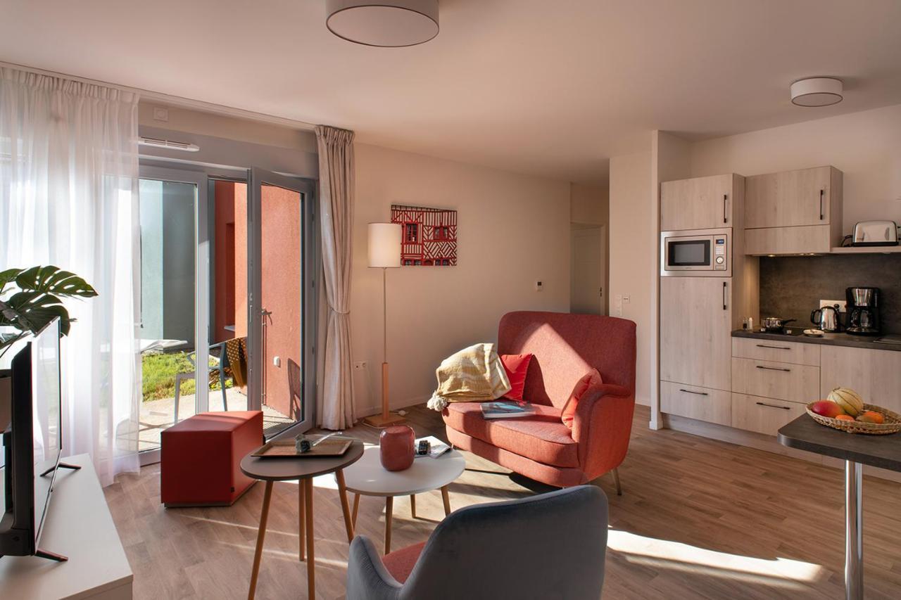 Aparthotel Domitys La Roze De Seine Saint-Aubin-lès-Elbeuf Exterior foto