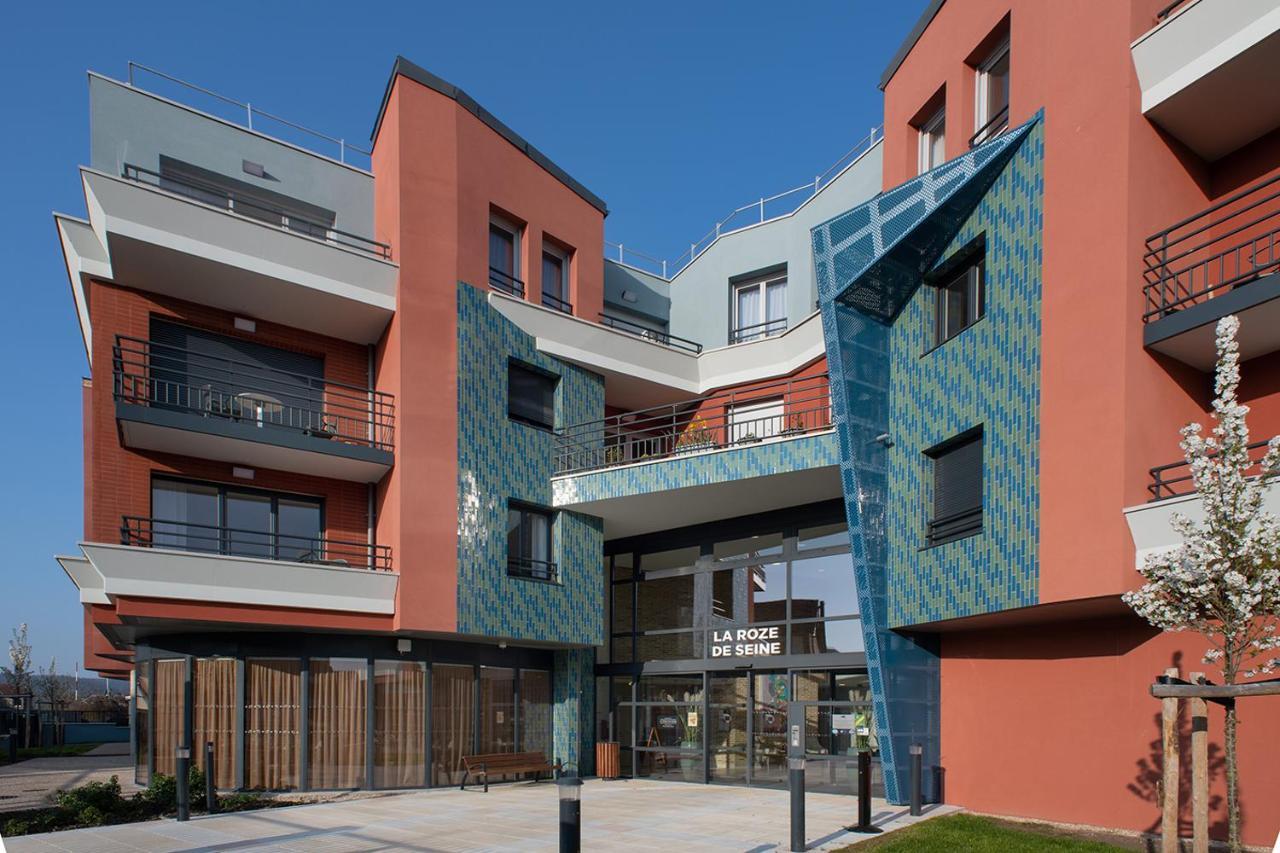 Aparthotel Domitys La Roze De Seine Saint-Aubin-lès-Elbeuf Exterior foto
